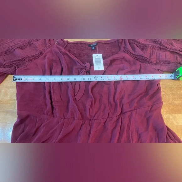 TORRID 3/4 Sleeve Zinfandel Red Blouse Tie Back and Front Plus Size 4X NWT - Picture 8 of 9